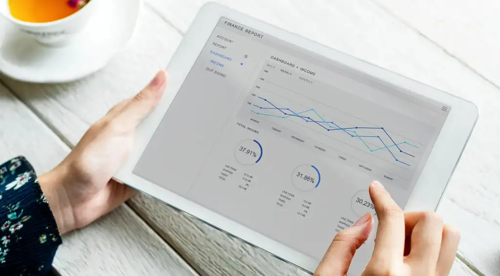 Як вибрати CRM-систему для бізнесу: критерії, які важать насправді